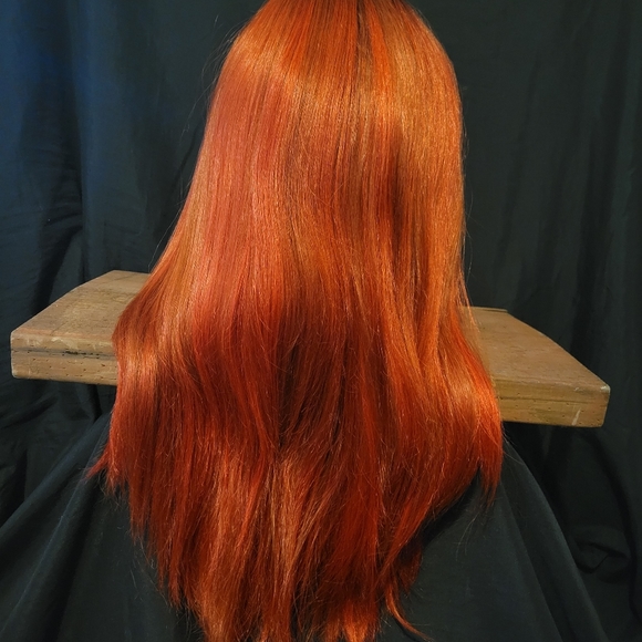 Beautiful Red Wig - Picture 2 of 4
